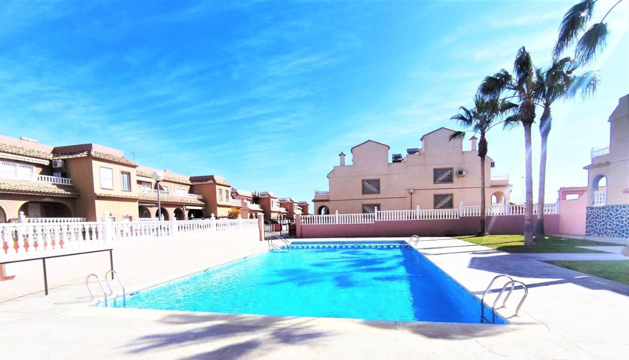 Modern Townhouse With Bbq & Terrace - Gran Alacant Zewnętrze zdjęcie
